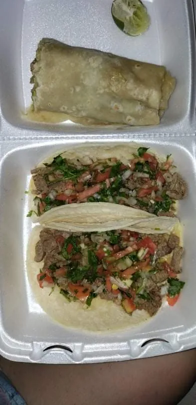 Tacos De Carne Asada Con Pico De Gallo